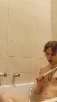 Sărbătorindu-mi în baie