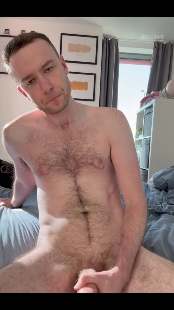 Hungthotter: Cette chaleur me met tellement excitée qu’il ne s’agissait que...