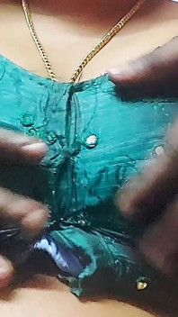 Zoya Bhabhi Desi Sex cu new boy hindi audio
