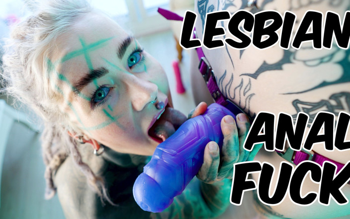 Z-Filmz: Alt Babes ที่มีควยปลอมเจาะหีบนเย็ดตูด