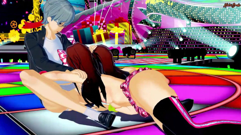 Hentai Smash: Rise Kujikawa fingers her pussy on stage before giving Yu...