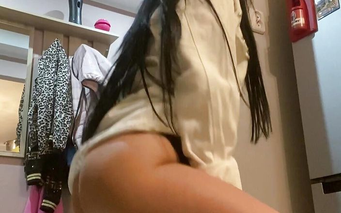 Queen6969: Jeu de chatte amusant jusqu’à l’orgasme