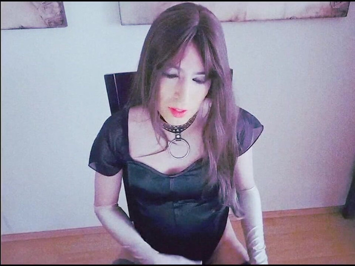 Tammy sissy slave: Tammysissy se zase masturbuje