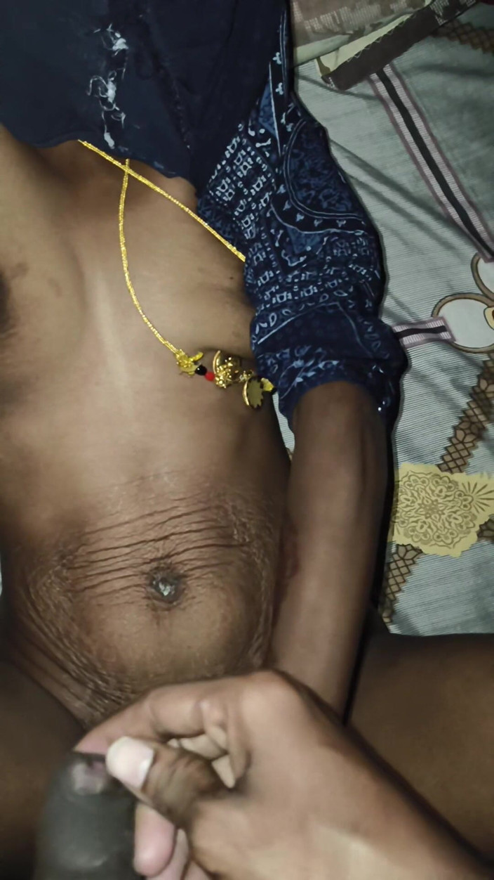 X videos: Kakak ipar menggoda adik iparnya sendiri
