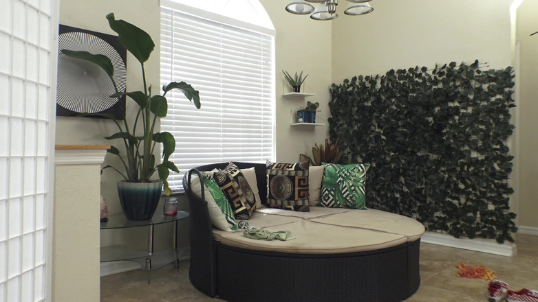 Conor Coxxx: Dietro le quinte del video boy-girl con Ottavia Red