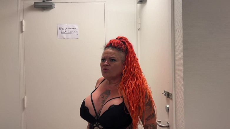 Domina Dark: Er bekam seinen nahaufnahme nicht aus der nähe zu nehmen