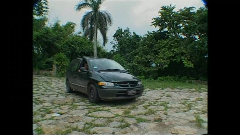 FM Video VOD: जेनिफर द हॉट फूहड़ (फिल्म)