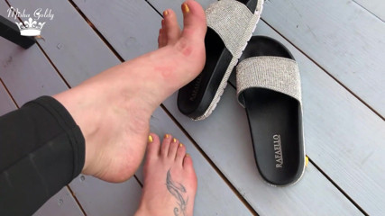 Goddess Misha Goldy: My new shiny slippers dangling everywere outdoor