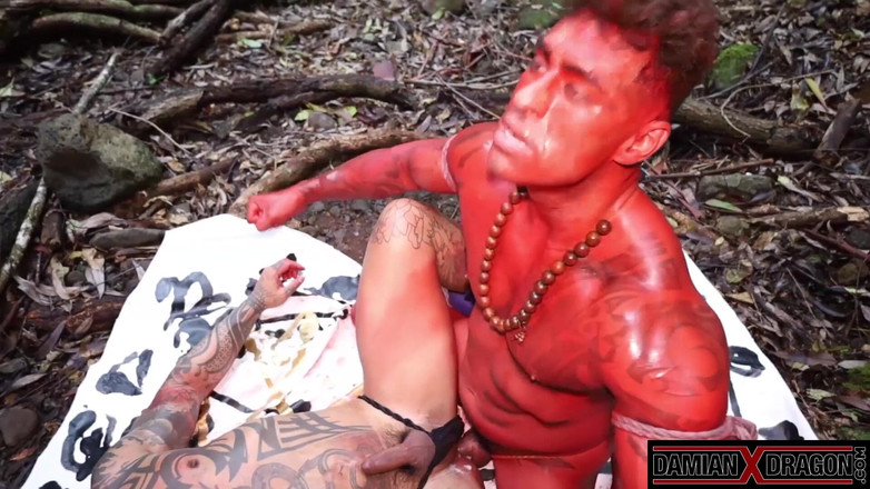 DamianXDragon: Возбужденный демон Kemono Dragon трахает задницу Damian Dragon без презерватива