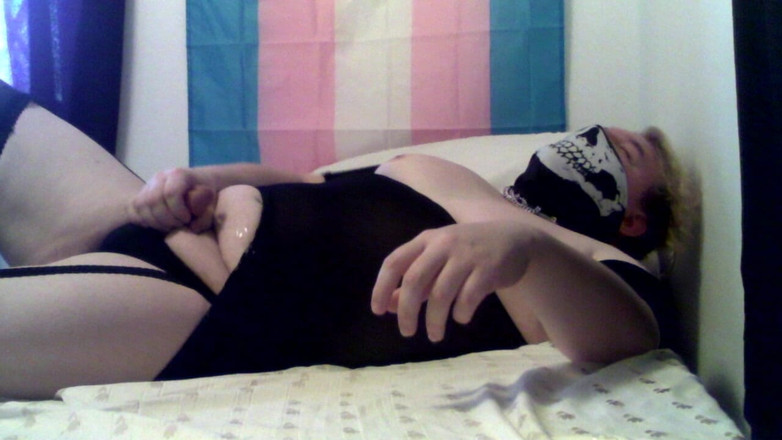 Roxxie rae page: 처음으로 자위