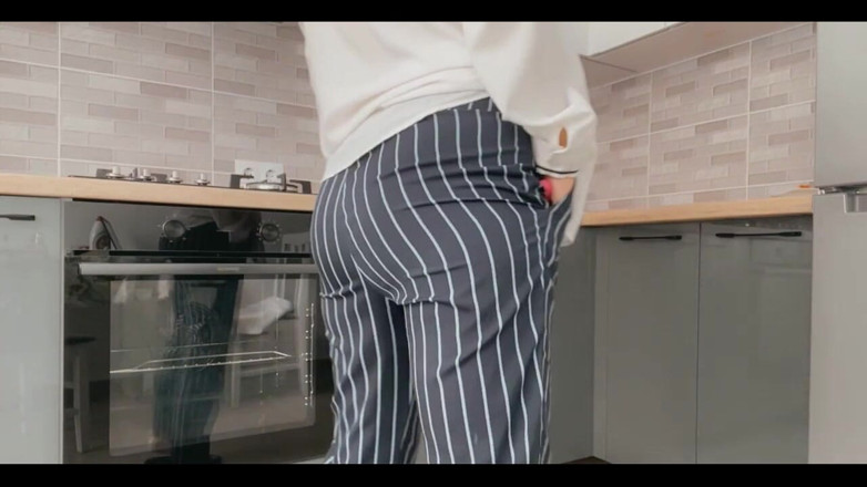 Shrima Malati: Hot Asian Woman Masturbates O N Kitchen