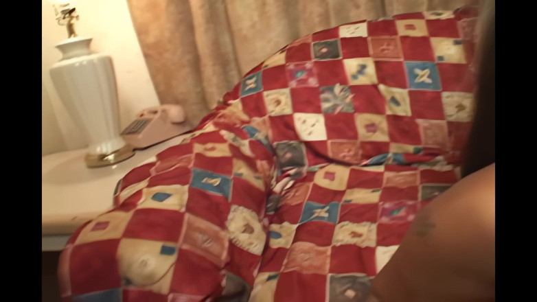 Just Great Ass: Černá hluboká kundička