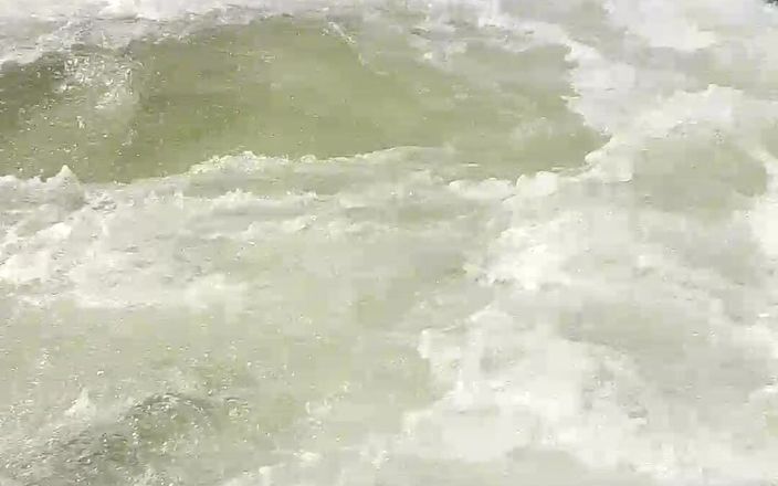 Jaanu294: Sungai Dipisahkan kepada