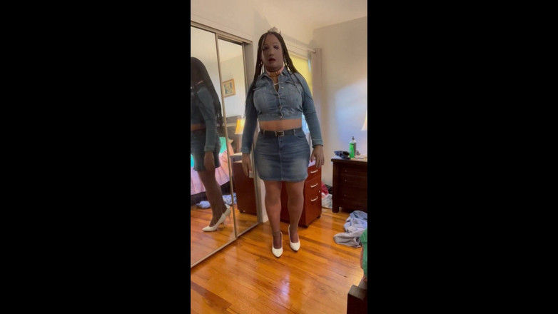 Deanna Doll: Ketemu sama alter ego danae si wanita kulit hitam baruku