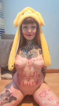 Ahegao bavaglia e pipì