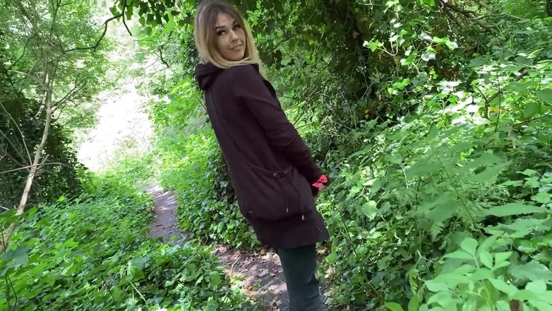 Queen Coquette: French Pegging - Exhibition and Steamy Drop at the Woods