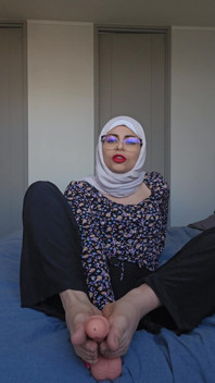 85. Mommy's Lesson Mia Niqab