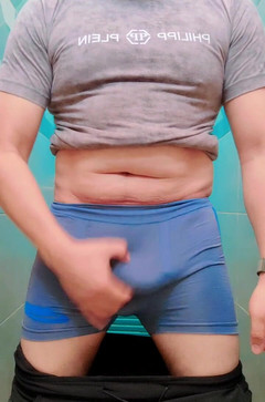 EgyptianStallion82: मेरे लंड के साथ खेलो