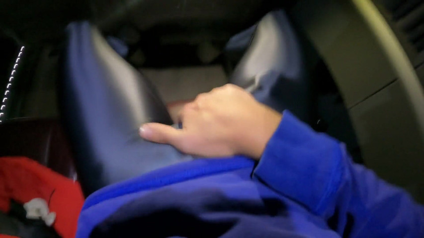 I Cum in Supertight Leggings on the Bus Getting Back From Training (Handsome Alone)