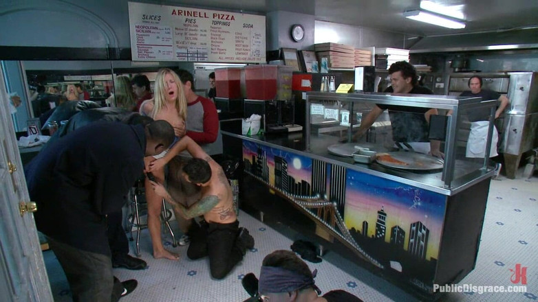 Public Disgrace by Kink: Anální děvka