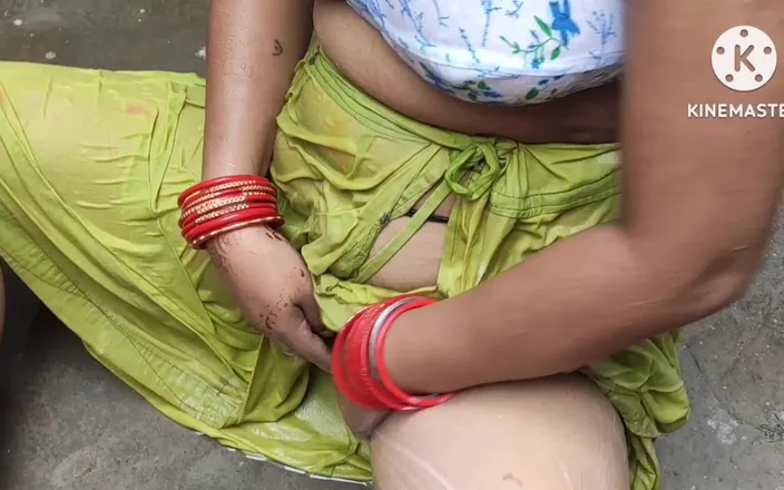 Anita yadav: Indian Woman Showering Outdoor