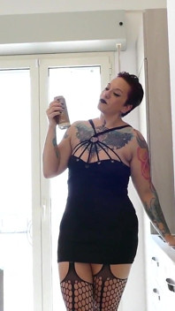 Lady Morgana Metallizes Slave F