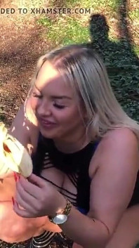 Miaxxx bananen-blowjob