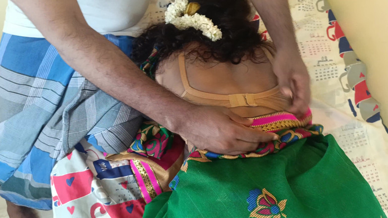 Laxi ammu: Femme de ménage