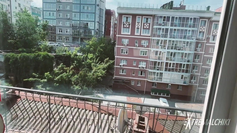 Extremalchiki: Hostel de manhã, gêmeos, boquete