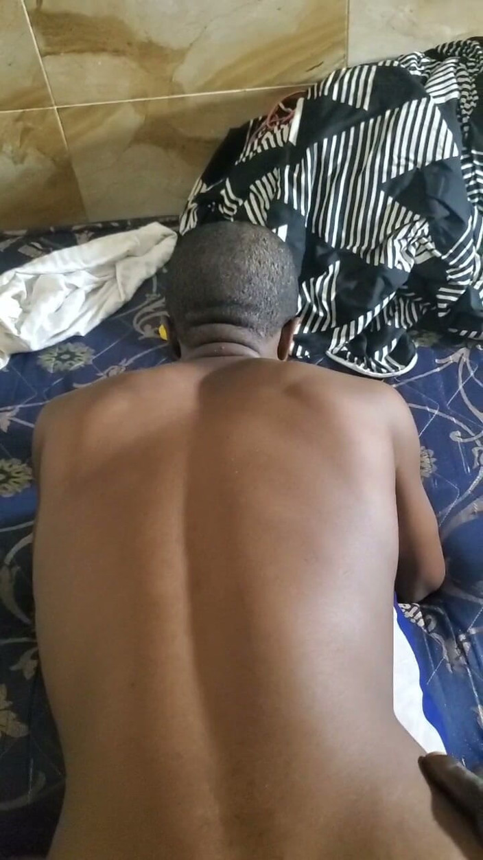 Creamyverseguy2: Satu lagi First Timer on Bed
