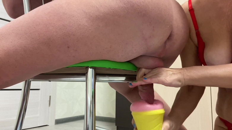 Ladyloveyoung60: Cougar bdsm electro stimulation cum control slave massive cumshot
