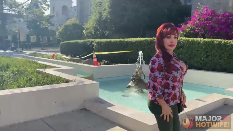 Rome Major Hot Wife: Rome Major deslizando para cima em Sexy Vanessa