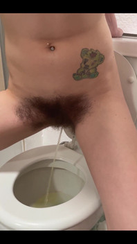 Standing up Piss Straight From My Huge Bush