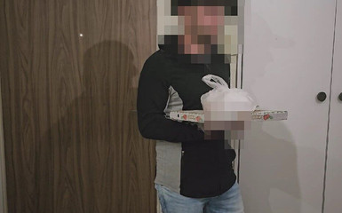 AntoGoesHunting: Sonunda başka bir heteroseksüel kuryeyi ikna ettim