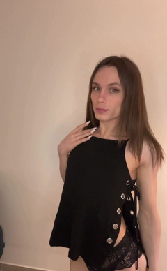 TS Kylie Star: 渴望你的鸡巴