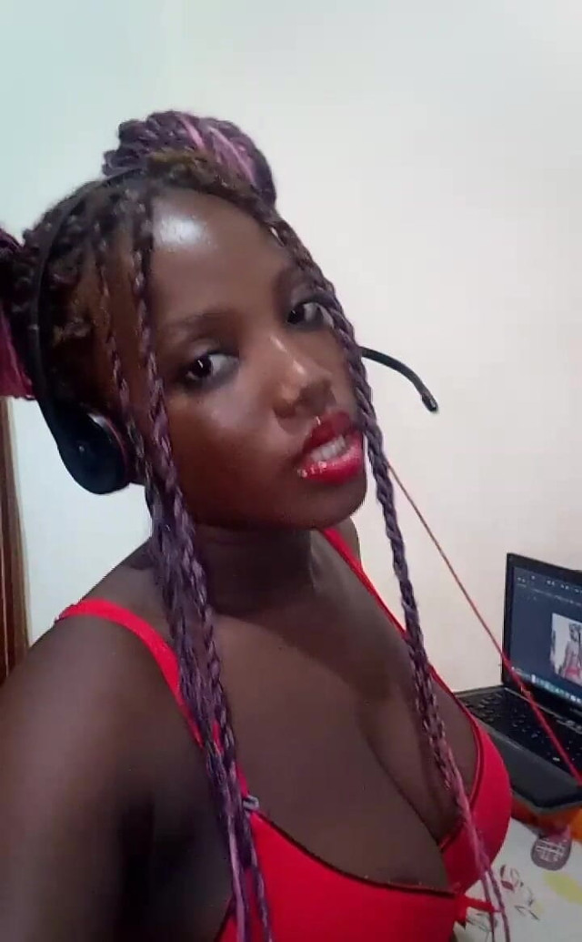 Ebony Beauty 1 (Mastermeat1 Solamente)