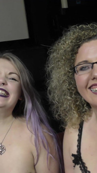 Des bombasses super sexy adorent la musique en se faisant baiser