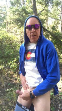 Adam Kaye: Adam Kaye在山上撸管