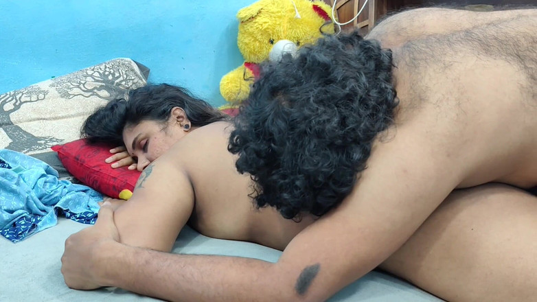 Vaishnavysharunraj: Sexy manželka tvrdě šuká v ložnici část - 6, manželka šaty a sexy šukání manželem v...