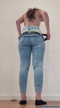 Deux jeans pour mon jean fétiche à gros cul