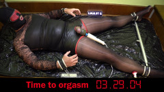 Daddy's secrets: アイはポストオーガズムでパパを搾り取る