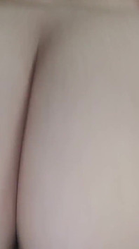 Orgasmische freuden: Reiten, lutschen und meinen Weg zum orgasmus auf seinem dicken schwanz twerking!