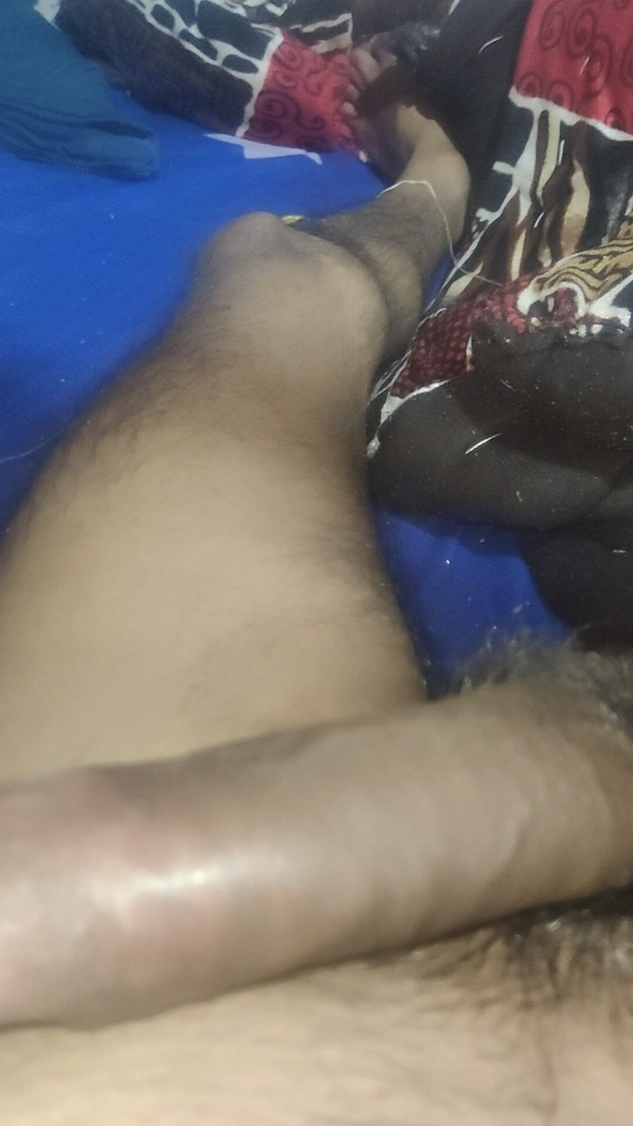 Gigolo Tv: Usta sąsiada podlewały się po zobaczeniu mojego penisa.