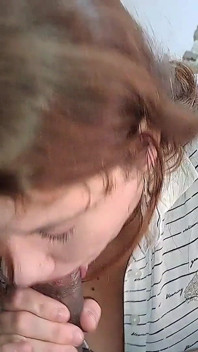 น้องสาวต่างมารดามาหาให้เย็ดควยพี่ชาย