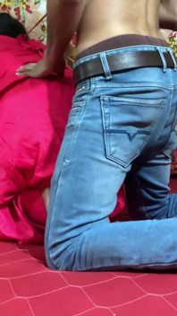Gadis india cantik 18 tahun lagi ngidam kontol besar pria kulit hitam, itu sebabnya dia bikin aku sange dan audio seks bahasa india