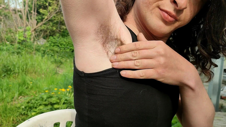 Sara B: Worshiping and licking my armpit