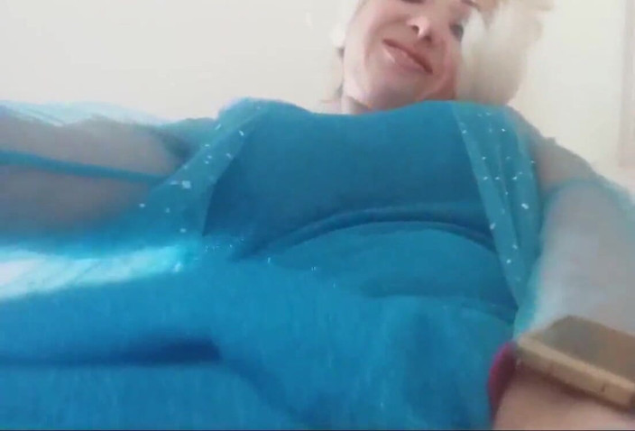 savannahamatoriale: Rainha Elsa quer foder
