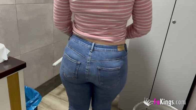 FAKings: 33 years old divorced babe wants to try hardcore: Catha...