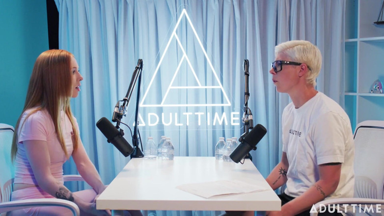 Adult Time Podcast: Madi Collins Enemas, Public Bjs e Namorado D*ck | o podcast...