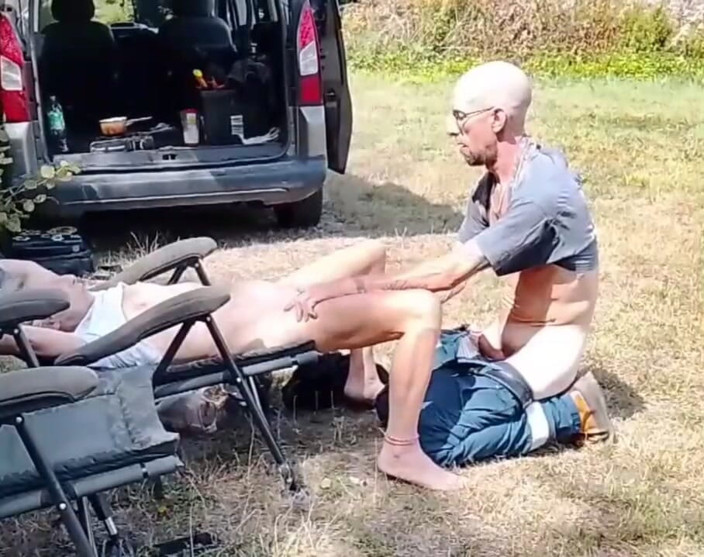 XhellllehX: Hot Nature